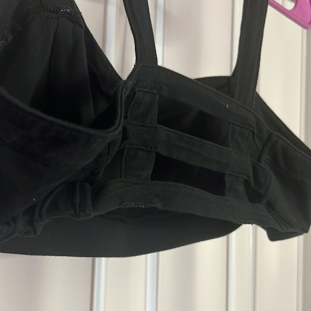 [AEO] Strappy Back Crop - Picture 3 of 5